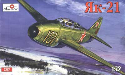 予約 ヤコブレフ YAK-21 練習機