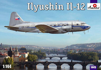 予約 IL-12旅客機チェコ航空