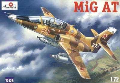 予約 MiG-AT 軽攻撃機